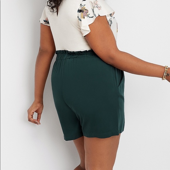 Maurices - Emerald, high waisted paper bag shorts - Picture 7 of 7